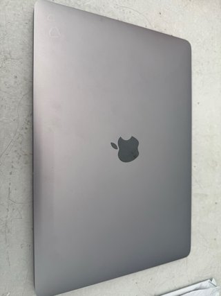 MacBook Pro 13 2019
