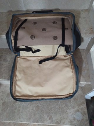 Maleta de viaje gris y portapapeles 40 por50cm