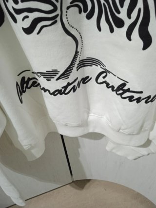 Sudadera Pull&Bear Blanca Árbol