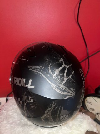 Casco de moto negro con diseño SHARK TALLA XS