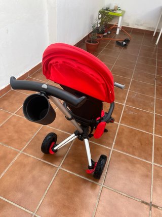 Triciclo QPLAY Rojo Casi Nuevo