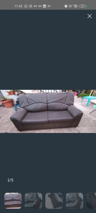 Sofá de piel negro