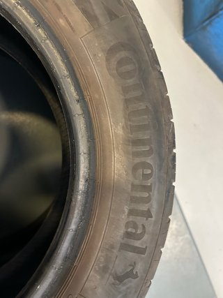 Neumático Continental 175/65 R14 T  40 euros unida