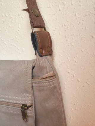 Bolso bandolera verdoso