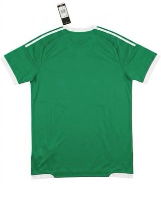 Camiseta deportiva Adidas verde