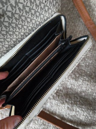 Conjunto Bolso y Cartera Michael Kors