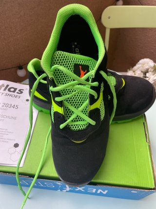 Zapatos seguridad Atlas negros/verdes poco uso