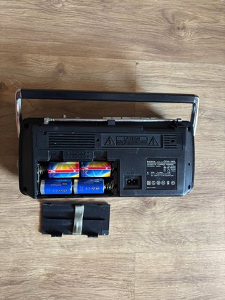 Radio Cassette Sony 4 Bandas
