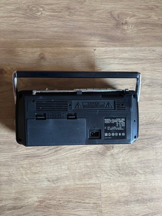 Radio Cassette Sony 4 Bandas