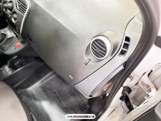 RENAULT KANGOO CON 2 AÑOS DE GARANTIA COMPLETISIMA