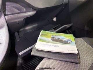 RENAULT KANGOO CON 2 AÑOS DE GARANTIA COMPLETISIMA