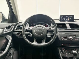 Audi Q3   Attraction 2.0 TDI 110kW 150CV