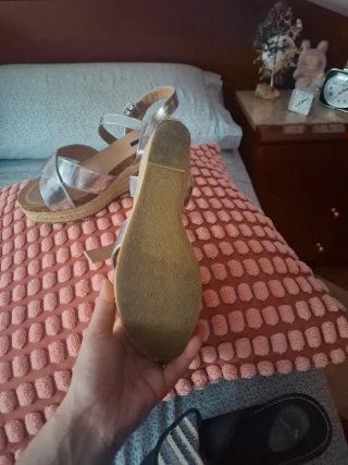 Sandalias cuña esparto plateadas