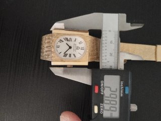 Orologio da polso dorato anni 70