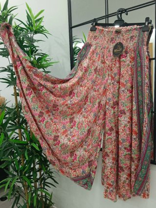 Pantalón ancho estampado floral