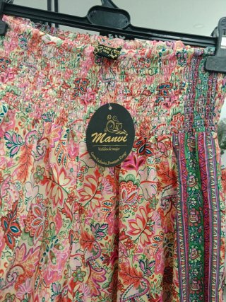 Pantalón ancho estampado floral