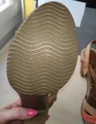 Sandalias nuevas
