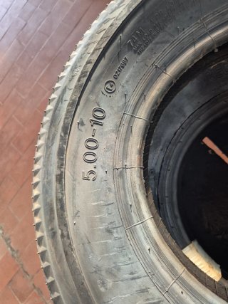 Neumáticos VREDESTELN 5.00-10