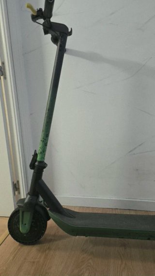 Patinete Eléctrico Verde