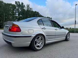 BMW Serie 3 328i E46