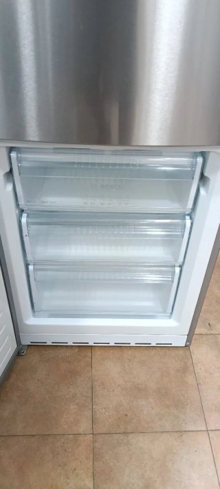 NEVERA COMBI BOSCH NO FROST ENERGÍA A++
