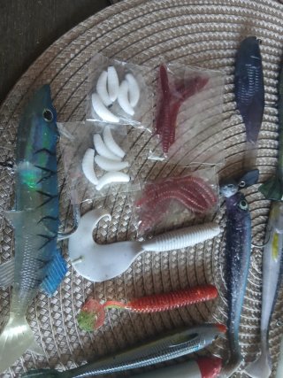 Lotes de señuelos de pesca variados