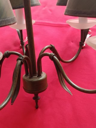 LAMPARA DE TECHO METALICA CON CINCO PANTALLAS