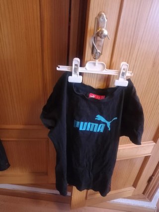 Camiseta Puma Negra Logo Azul