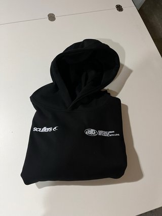 Sudadera Scuffers Negra