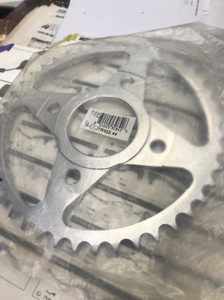 Corona Yamaha 428 - 45 Dientes