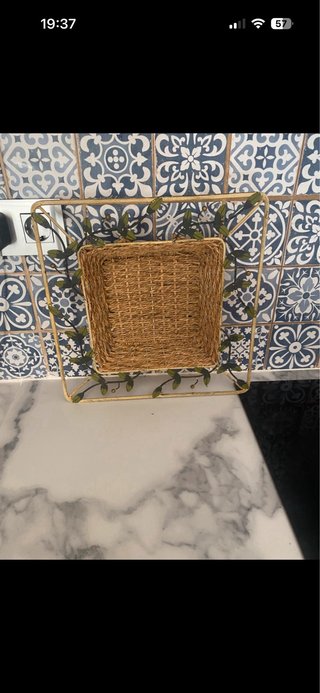 Centro de mesa forja y mimbre decorado