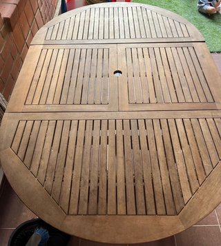 Tavolo da terrazza rotondo in legno e 6 sedie