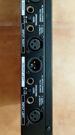 Behringer Feedback Destroyer Pro FBQ2496