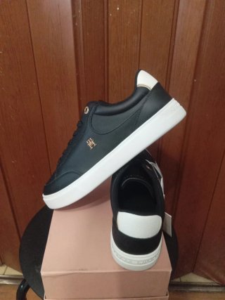 Zapatillas Tommy Hilfiger Mujer Negras Blancas