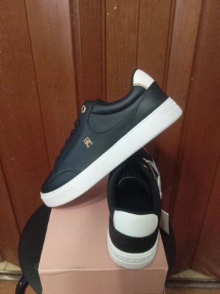 Zapatillas Tommy Hilfiger Mujer Negras Blancas