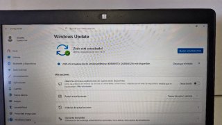 Portátil Dell i7 16GB RAM 512GB M2