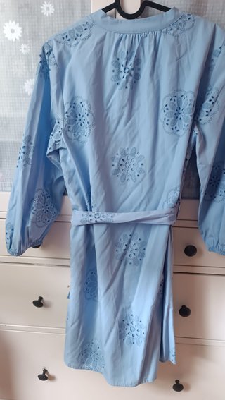 Vestido corto bordado Zara Talla M