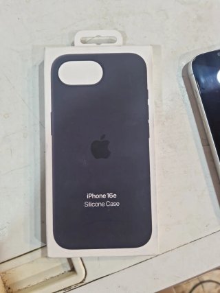 iPhone 16e 128GB