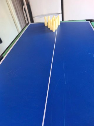 Mesa de billar, futbolín, ping-pong..