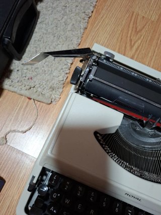 Máquina de escribir Royal 202...esta perfecta