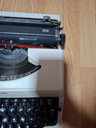 Máquina de escribir Royal 202...esta perfecta