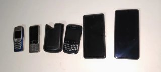 2 Nokia 1 BlackBerry 1 redmi note 13 5g 1 pixel a7