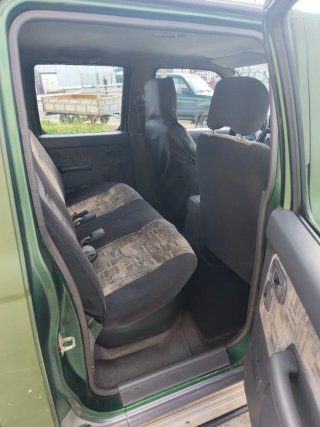 Nissan Navara 2000