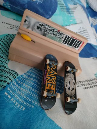 Skatepark Fingerboard con 2 skates