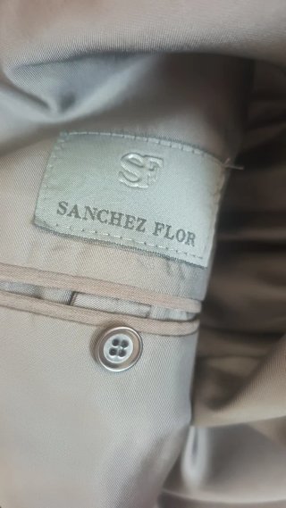 Traje completo Sánchez Flor