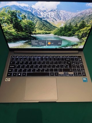 Samsung galaxi mackbook 4