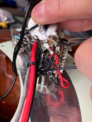 Trabajos de Luthier en Guitarra Eléctrica