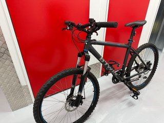 Bicicleta Rockrider 500 Btwin