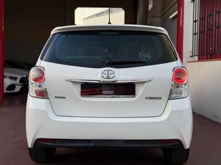 Toyota Verso 2013