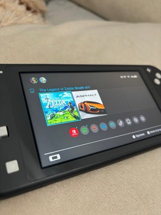 Nintendo Switch Lite Grigia + Gioco Zelda